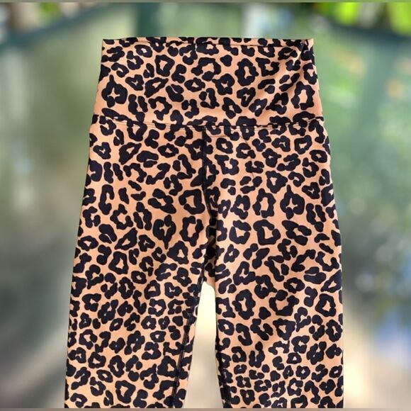 Beach Riot Piper Legging in Leopard Print Size S - Picture 4 of 11